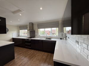 Photo 17- click for photo gallery